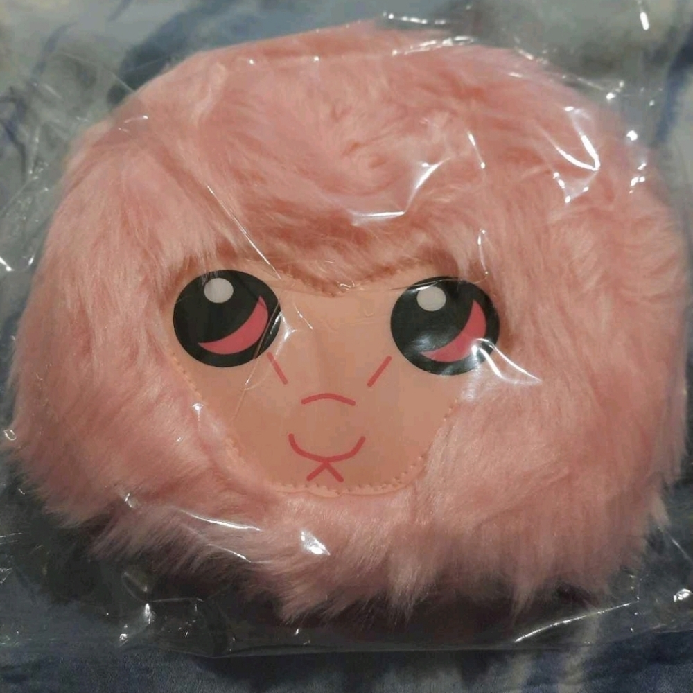 Bnip Pygmy Puff wristlet bag from the Wizarding World of Harry Potter